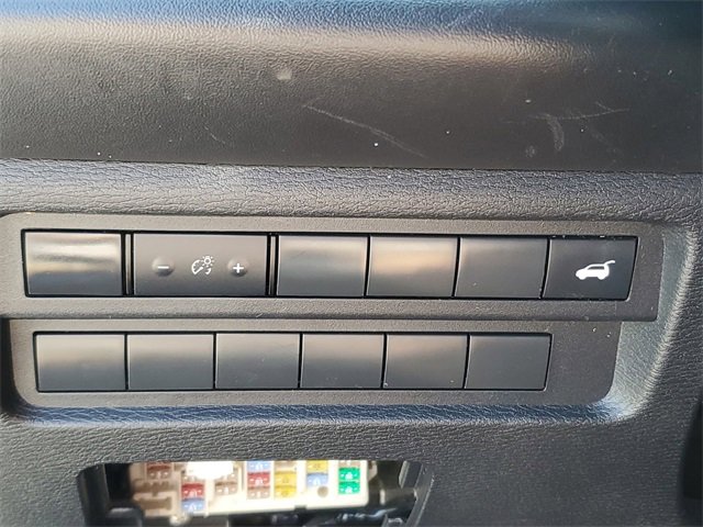 Used 2022 Mitsubishi Outlander SE image 26