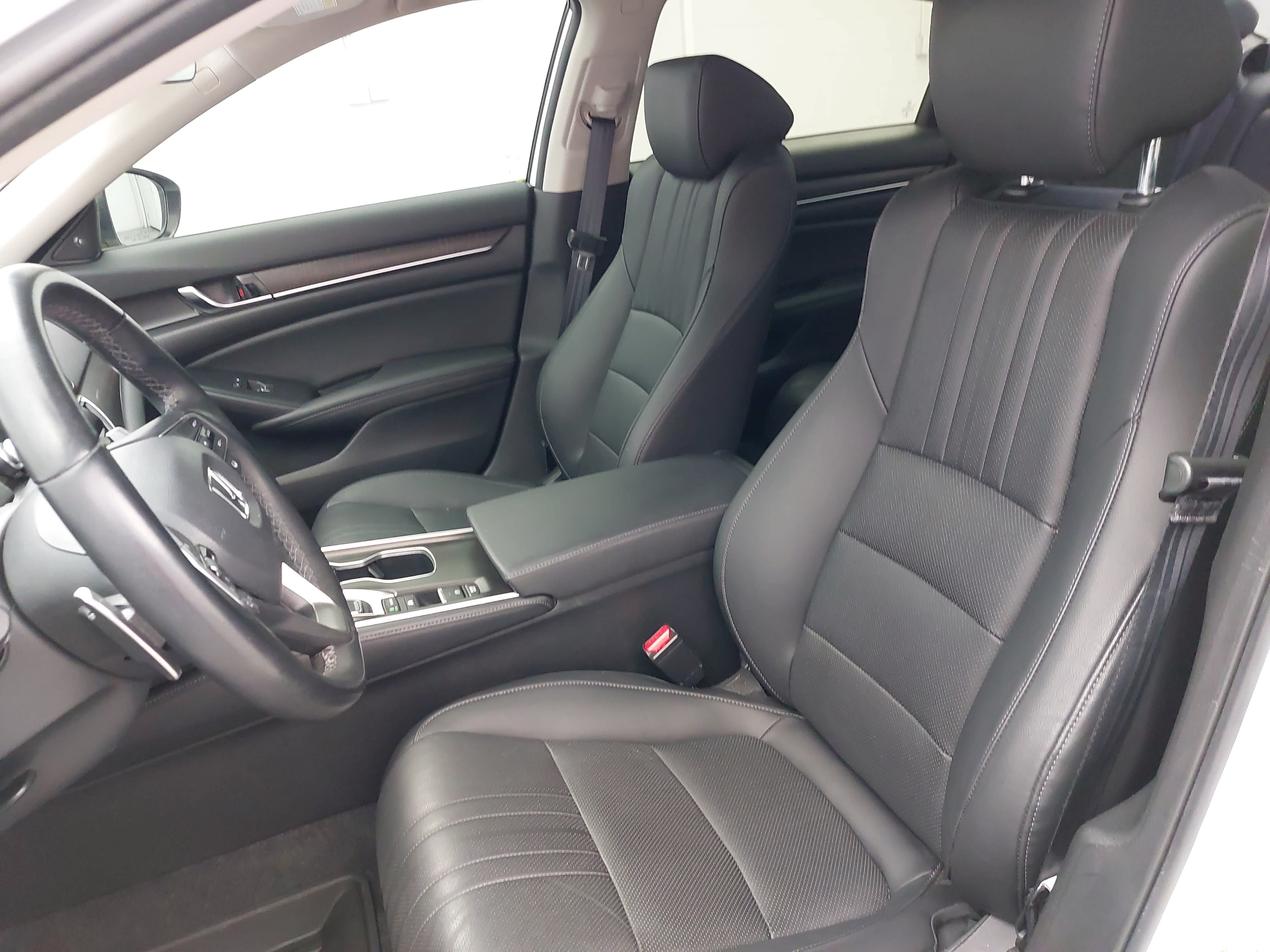 Used 2022 Honda Accord EX-L image 16