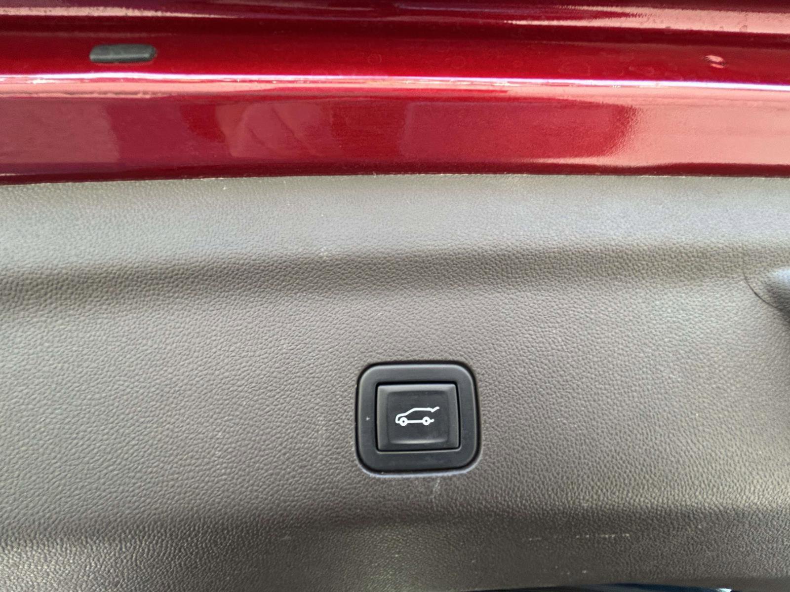 Used 2021 Chevrolet Tahoe LT w/ LT Signature Package image 21