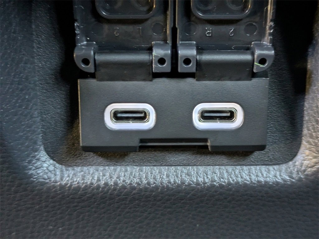 Used 2023 Toyota RAV4 XSE image 15