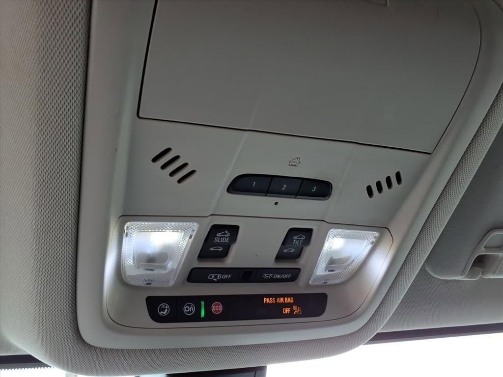 Used 2021 GMC Acadia Denali w/ Denali Technology Package image 21