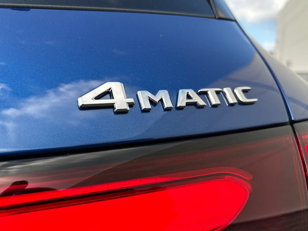 New 2027 Mercedes-Benz GLC 300 4MATIC image 30