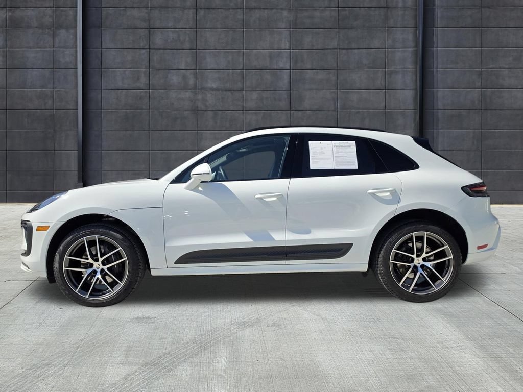 Certified 2025 Porsche Macan Turbo AWD/4WD image 2