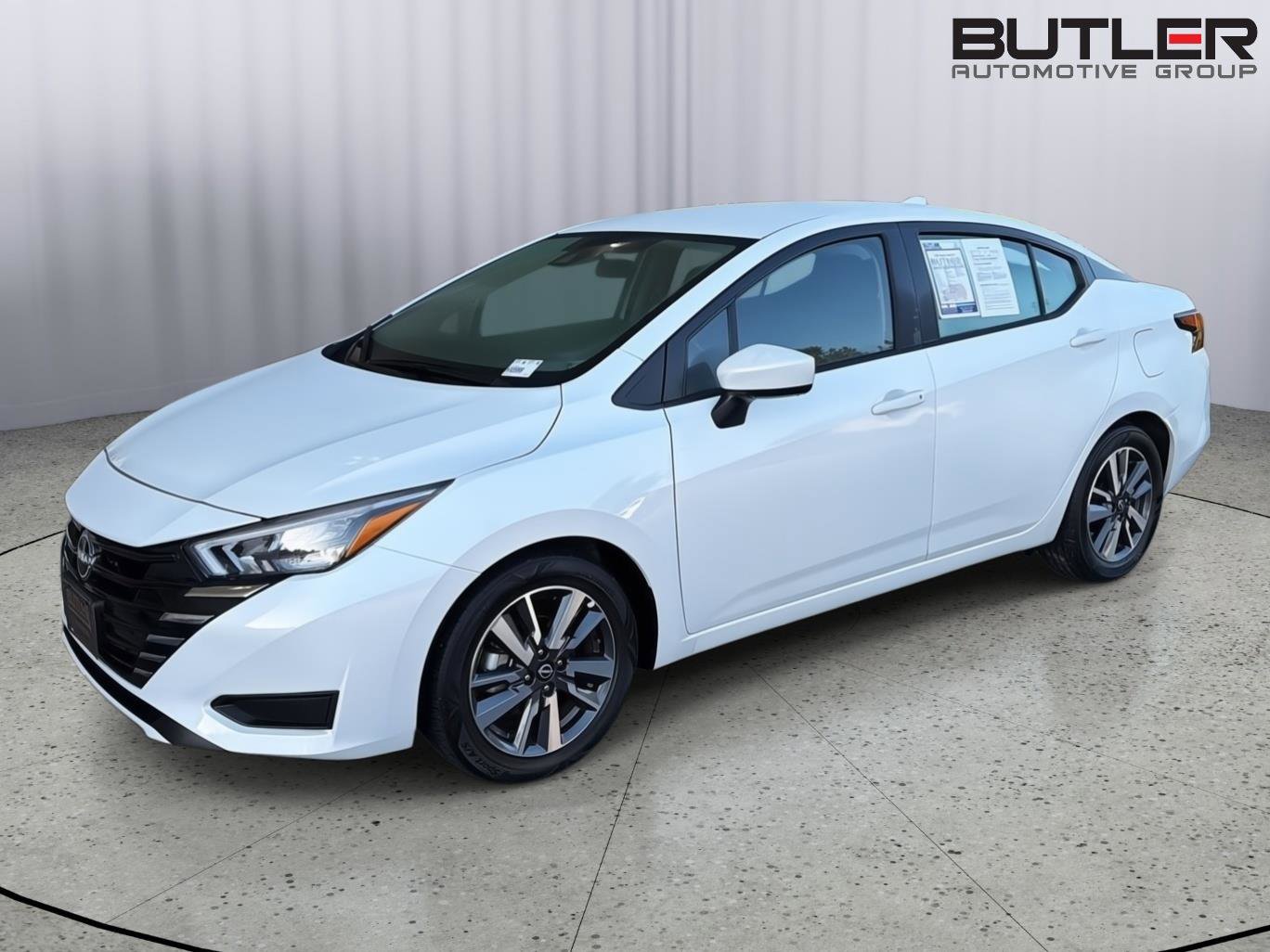 Used 2025 Nissan Versa SV FWD video 1