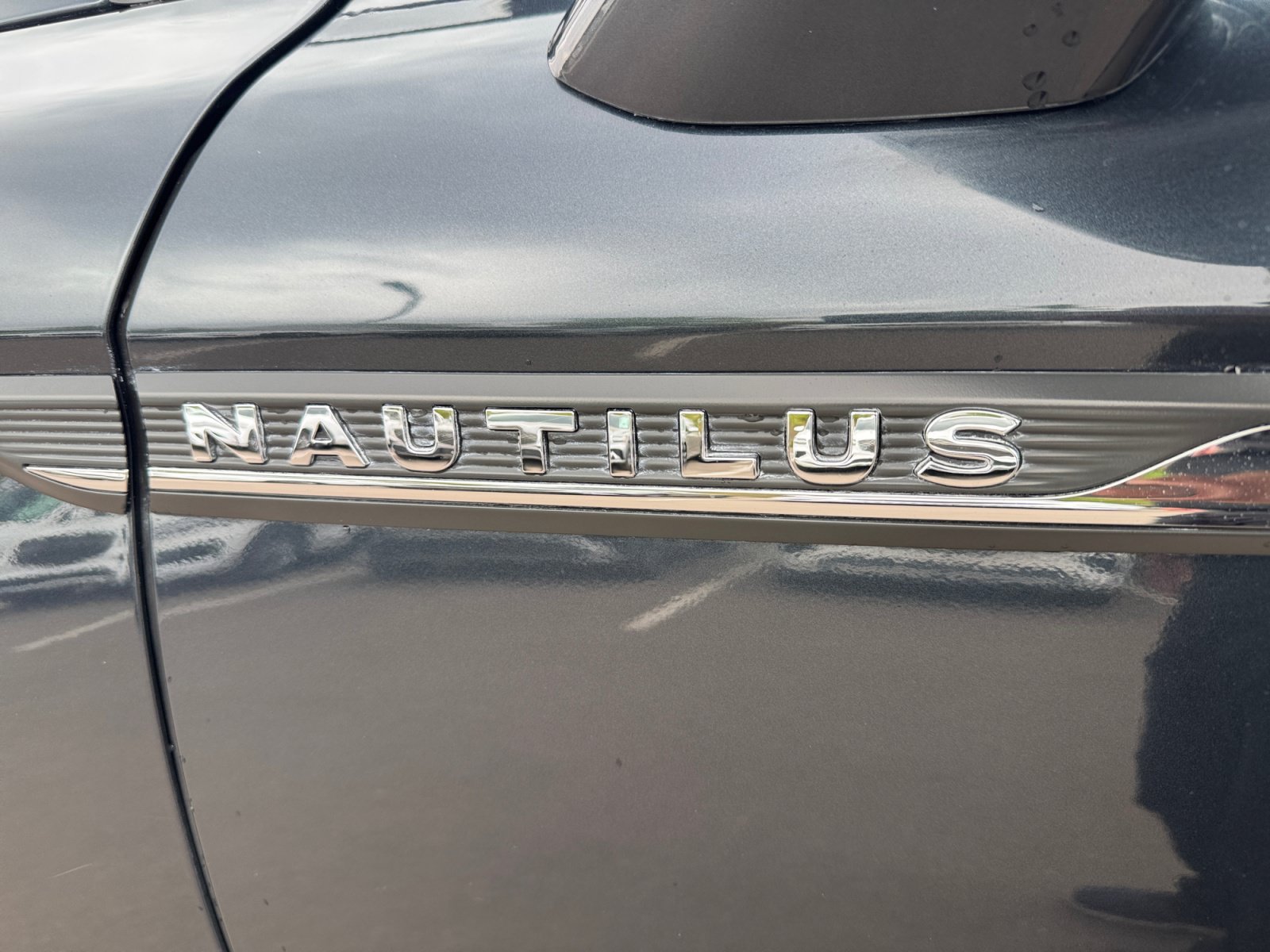 Used 2021 Lincoln Nautilus Reserve w/ Class II Trailer Tow Package AWD/4WD image 24