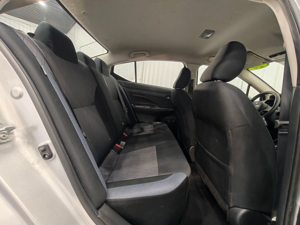 Used 2024 Nissan Versa SV FWD image 18