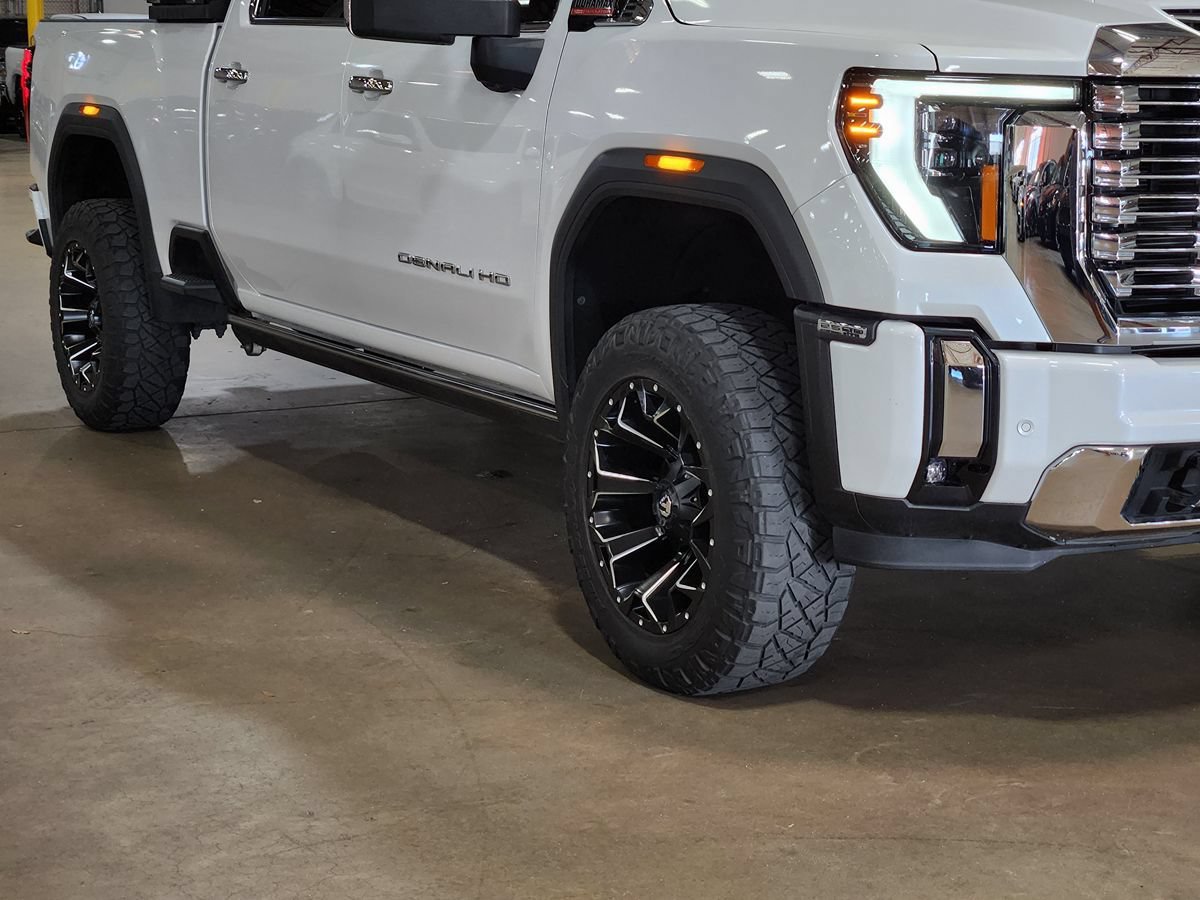 Used 2024 GMC Sierra 2500 Denali w/ Denali Reserve Package AWD/4WD image 16