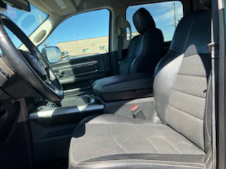 Used 2018 RAM 2500 Big Horn w/ Sport Appearance Group image 9