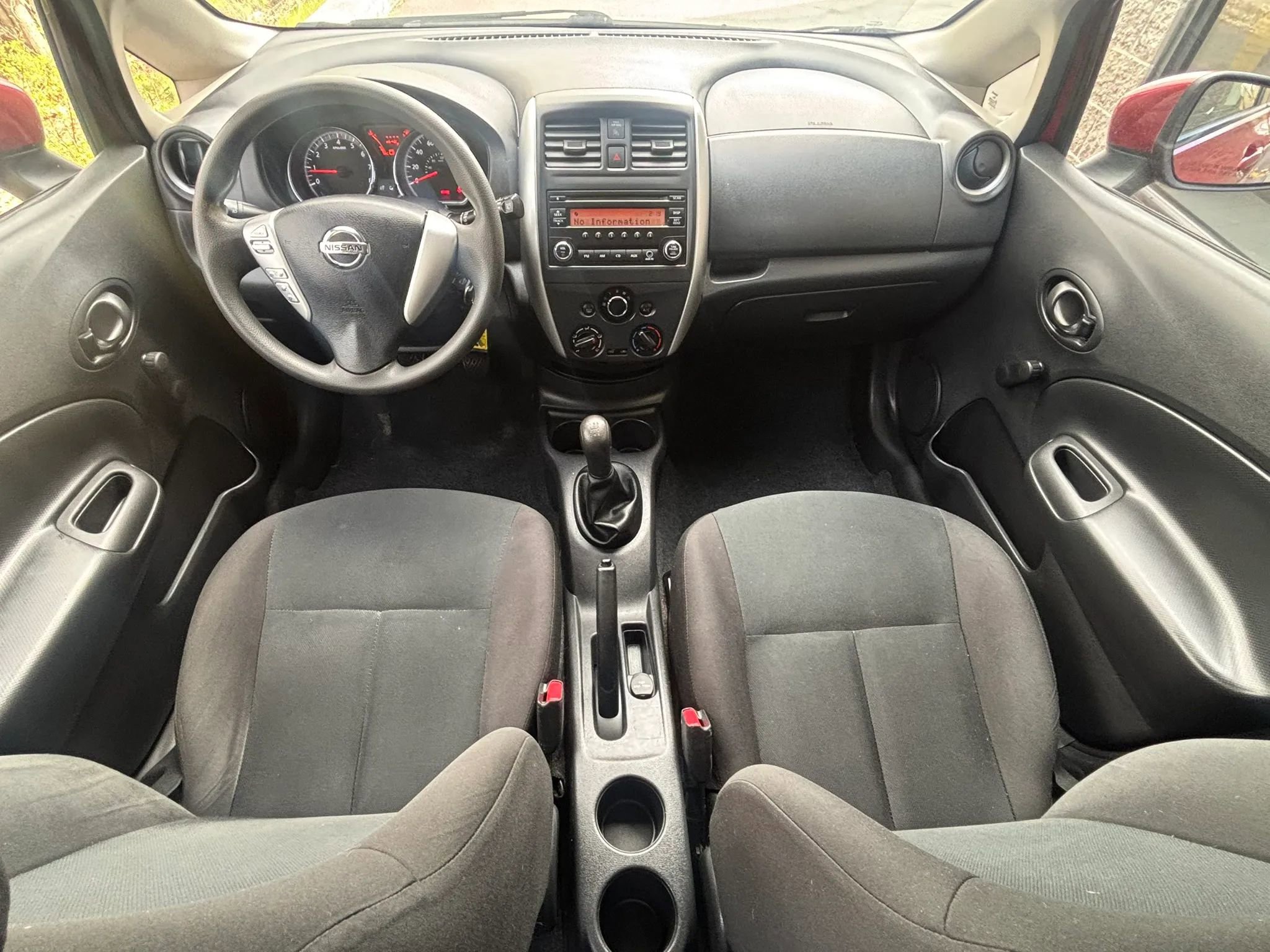 Used 2015 Nissan Versa Note S FWD image 19