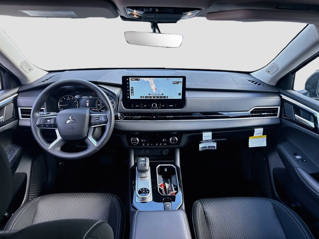 New 2026 Mitsubishi Outlander ES FWD image 23