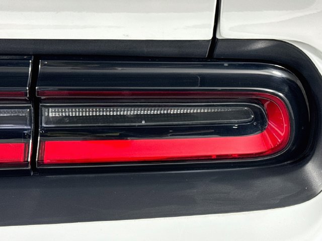 Used 2020 Dodge Challenger R/T RWD image 27