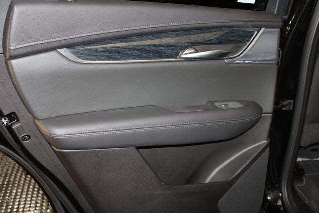 Used 2025 Cadillac XT5 Premium Luxury image 29