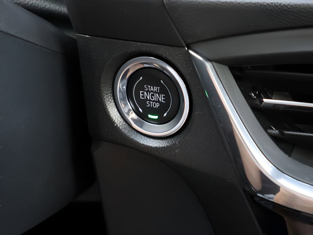 Used 2025 Buick Encore GX Avenir w/ Avenir Convenience Package image 27