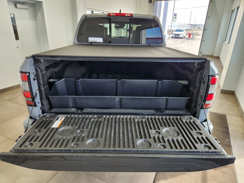 Used 2023 Nissan Frontier PRO-4X w/ Pro-4X Premium Package image 13