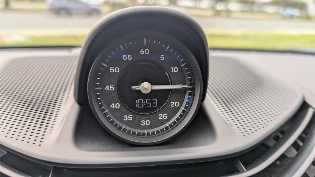 Used 2024 Porsche Taycan GTS w/ Premium Package image 27