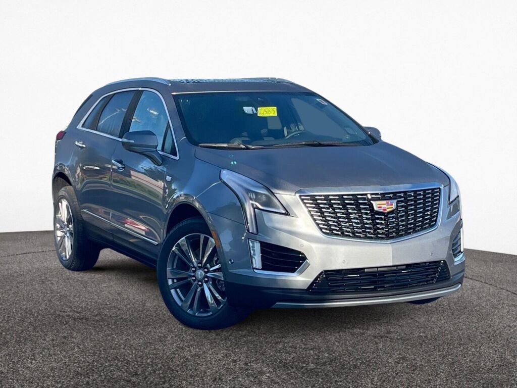 New 2025 Cadillac XT5 Premium Luxury w/ Technology Package