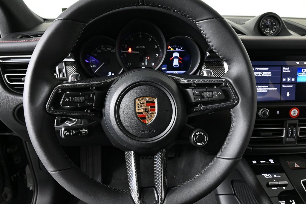 New 2026 Porsche Macan GTS image 10