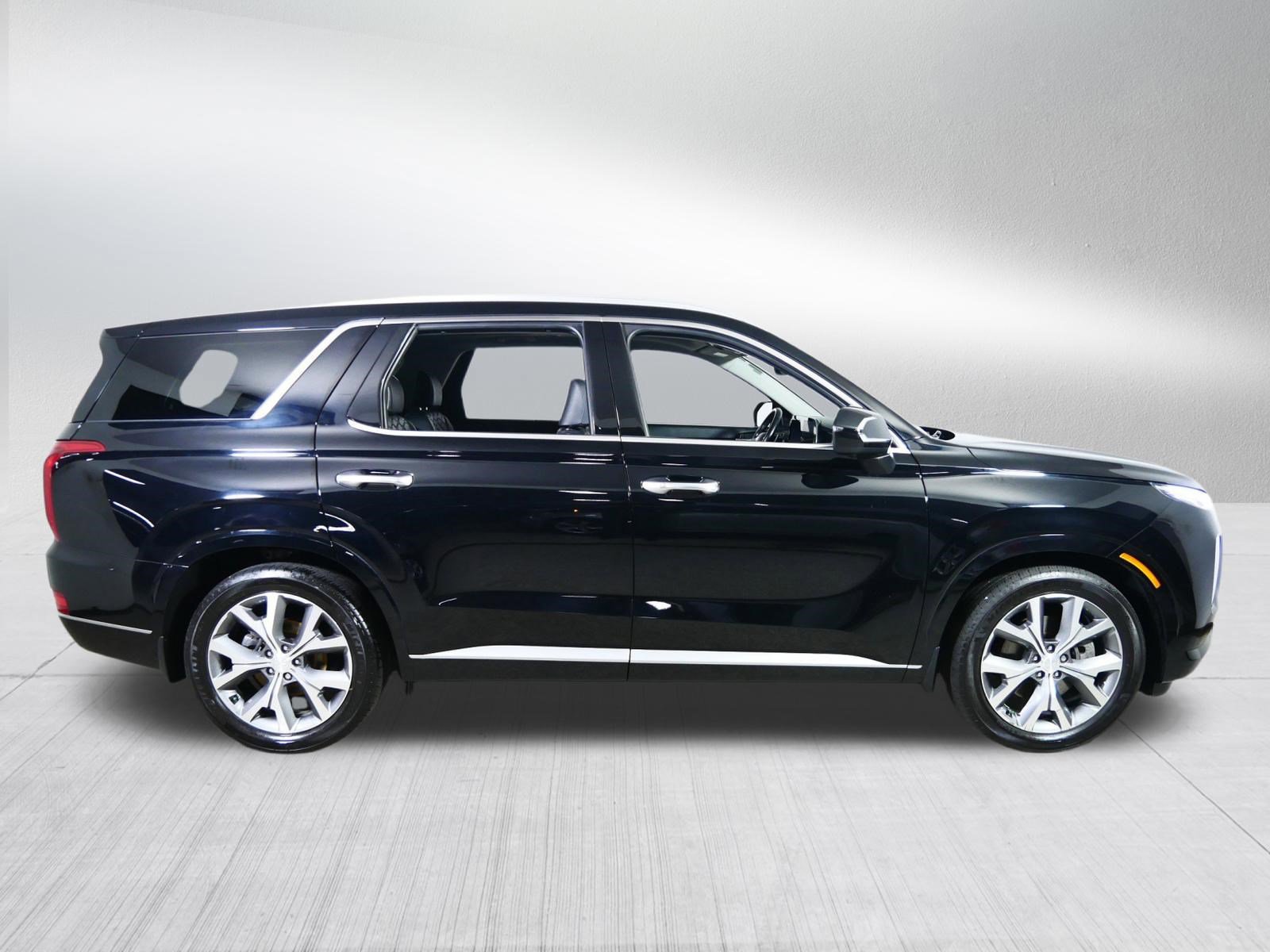 Used 2022 Hyundai Palisade Limited w/ Cargo Package image 8