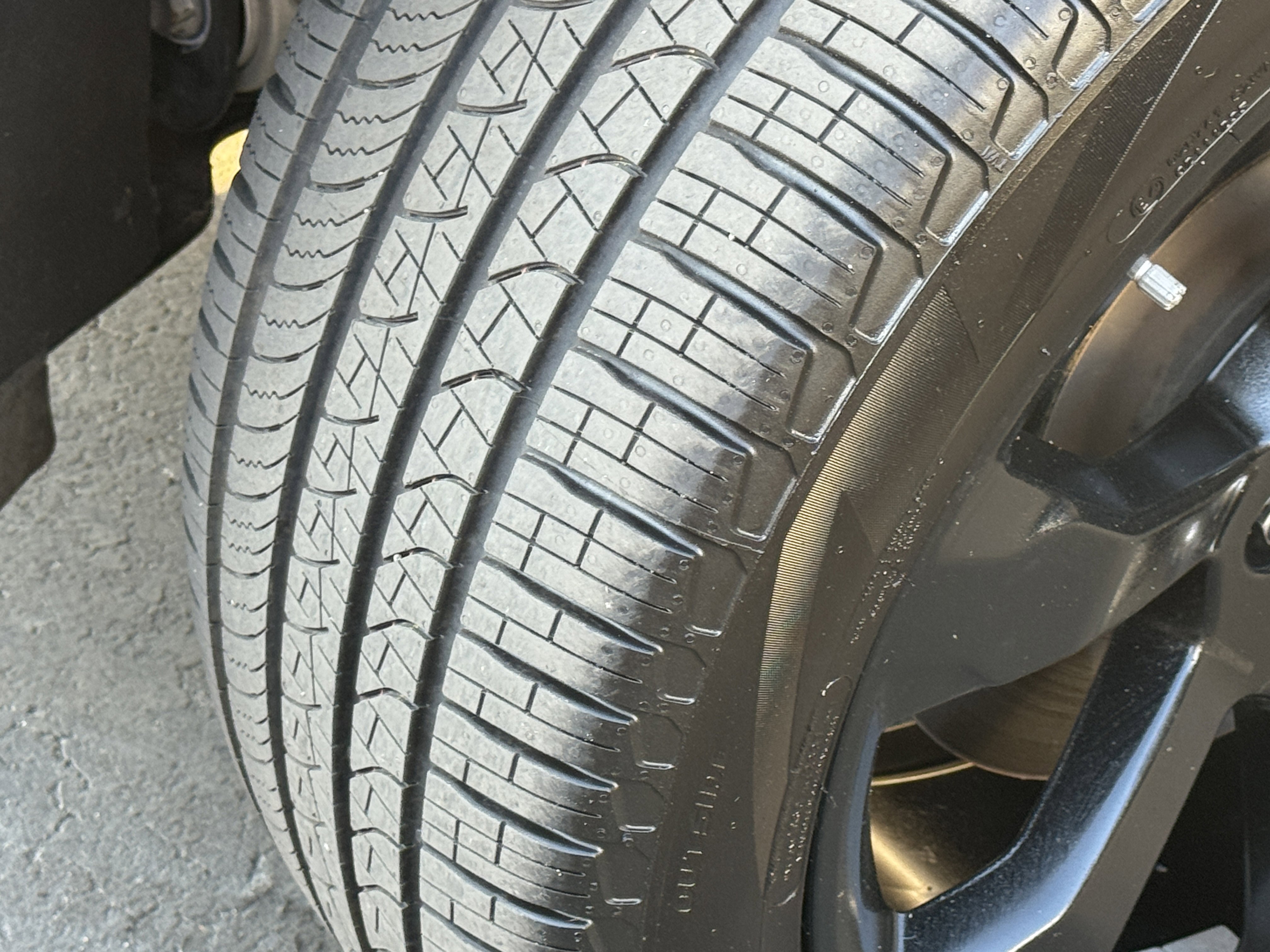 Used 2020 Ford Explorer ST w/ ST Street Pack image 14