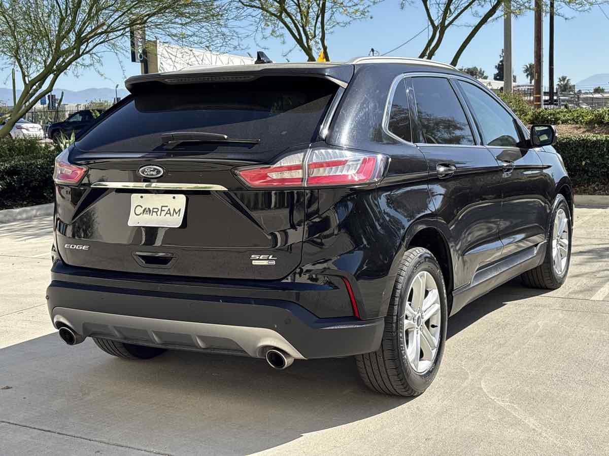 Used 2020 Ford Edge SEL w/ Convenience Package image 3