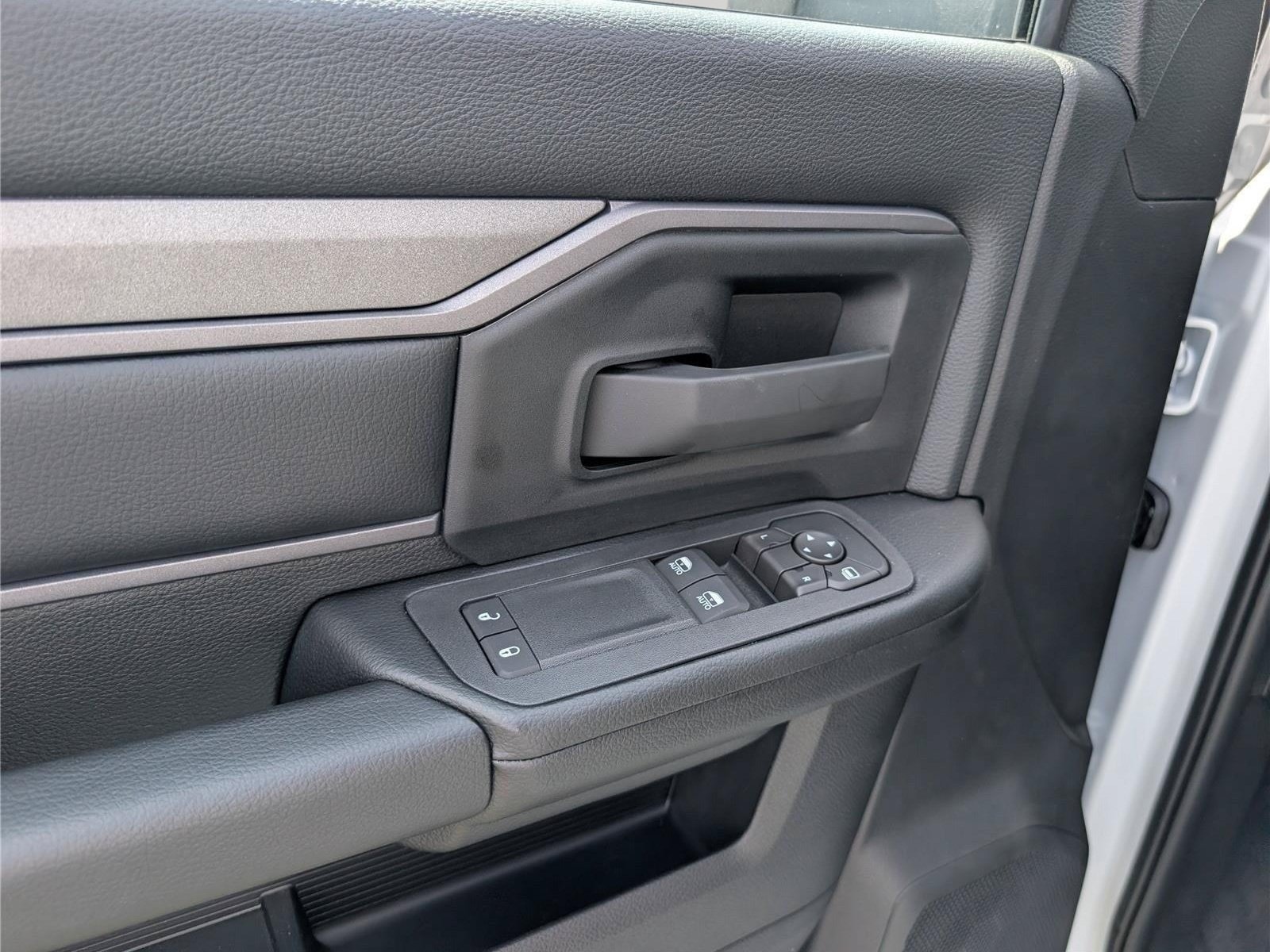 New 2026 RAM 2500 Tradesman AWD/4WD image 9