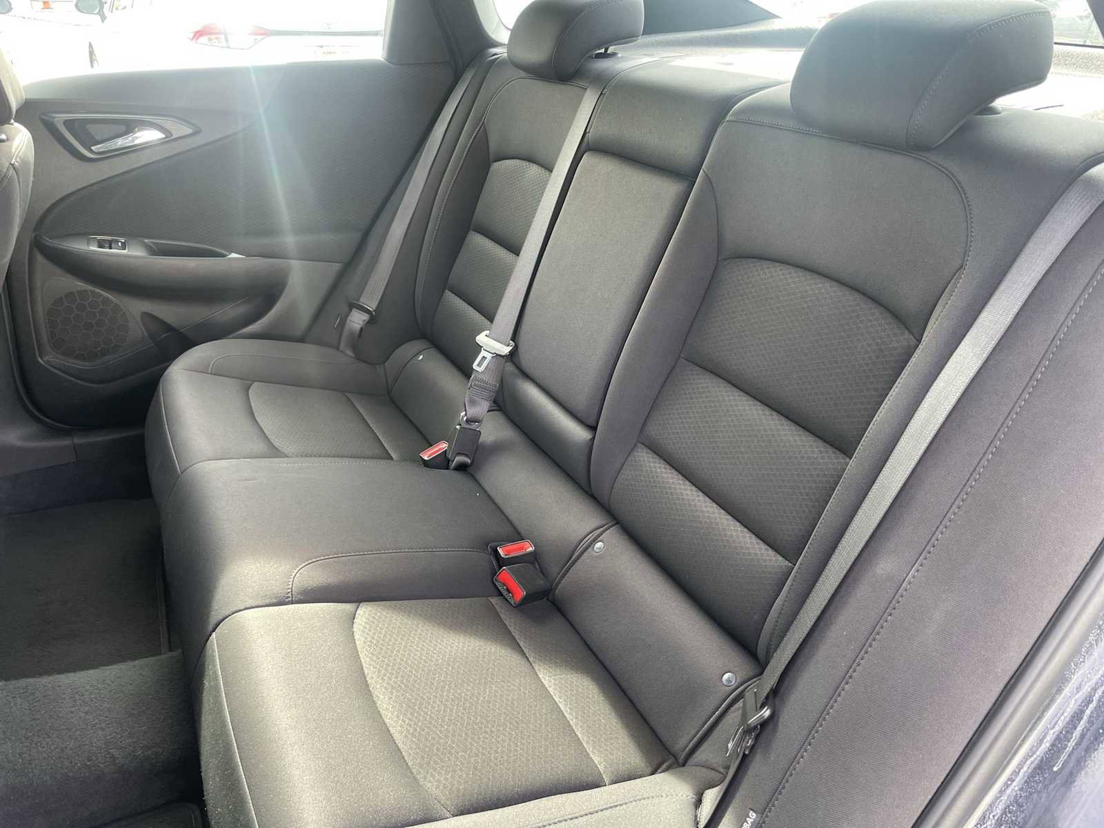 Used 2022 Chevrolet Malibu LT image 24