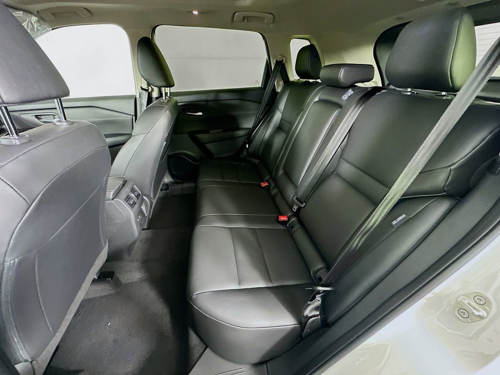 New 2026 Nissan Rogue SV image 31