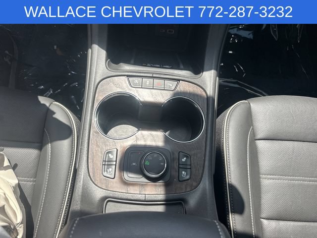 Used 2023 GMC Acadia Denali w/ Black Diamond Edition AWD/4WD image 19