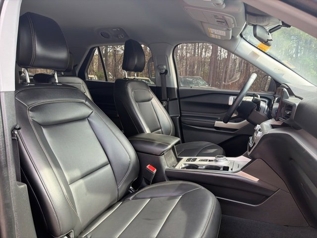 Used 2023 Ford Explorer XLT w/ Equipment Group 202A image 22