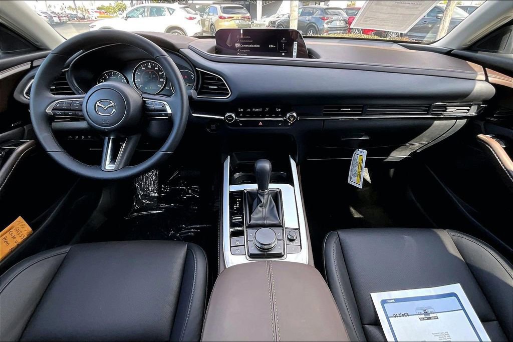 Used 2025 MAZDA CX-30 AWD 2.5 S w/ Premium Package image 11