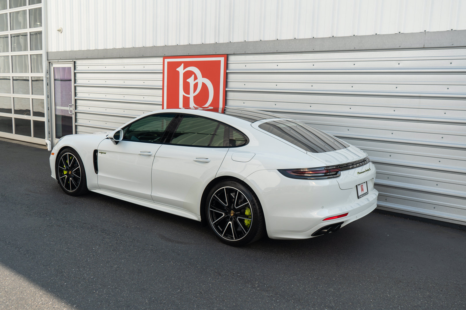 Used 2018 Porsche Panamera Turbo S AWD/4WD image 43