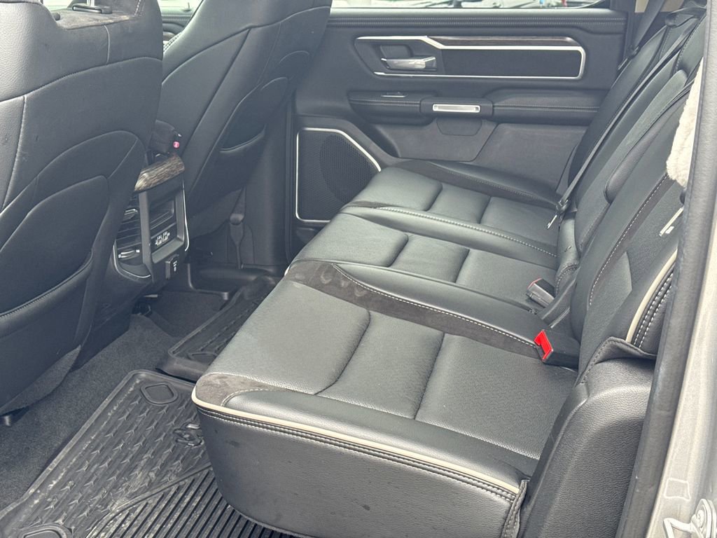 Used 2020 RAM 1500 Laramie AWD/4WD image 20