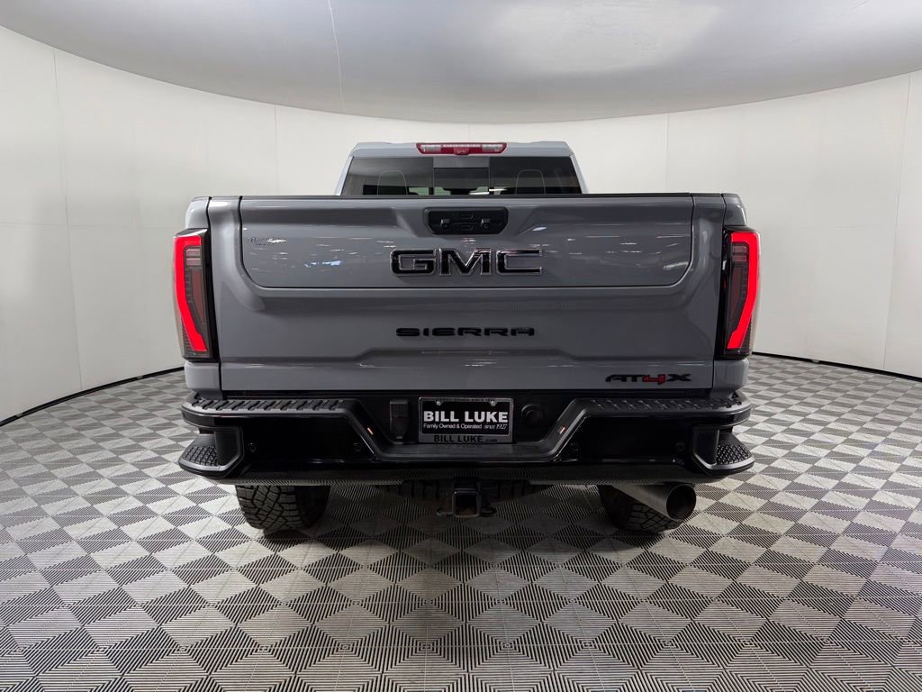Used 2024 GMC Sierra 2500 AT4X image 7