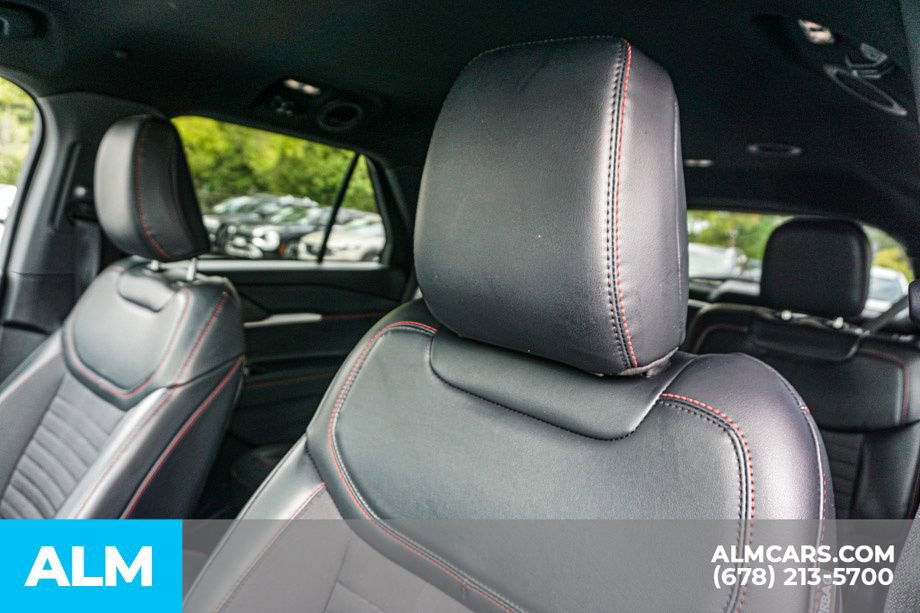 Used 2025 Ford Explorer ST-Line AWD/4WD image 18