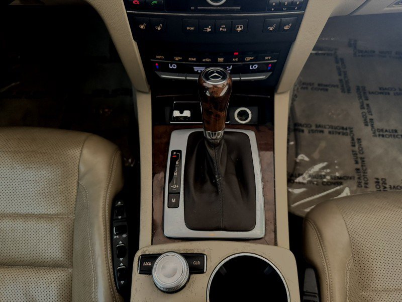 Used 2010 Mercedes-Benz E 550 Coupe image 25