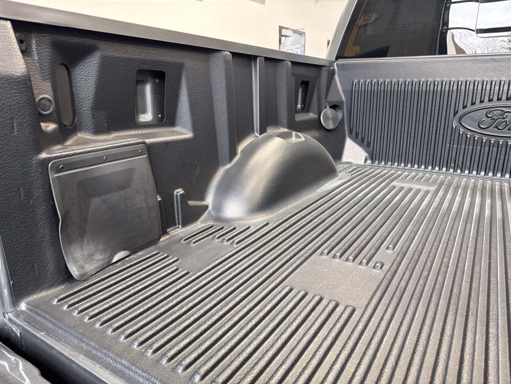Used 2025 Ford F150 Lariat w/ Equipment Group 502A High AWD/4WD image 10