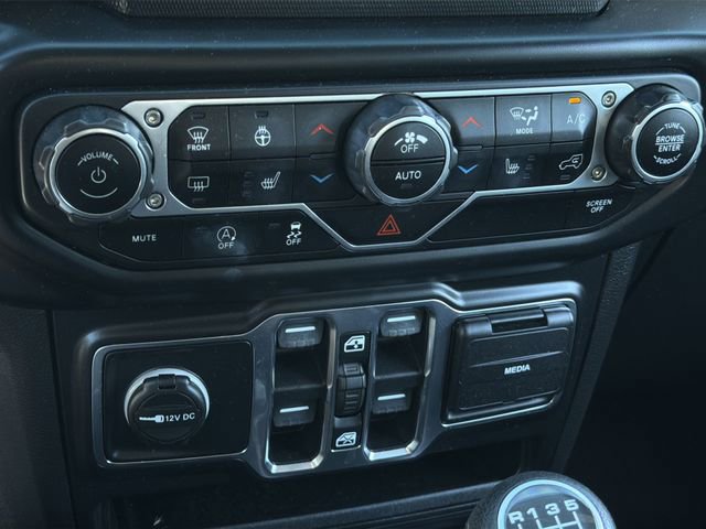 Used 2021 Jeep Wrangler Unlimited Sport image 25