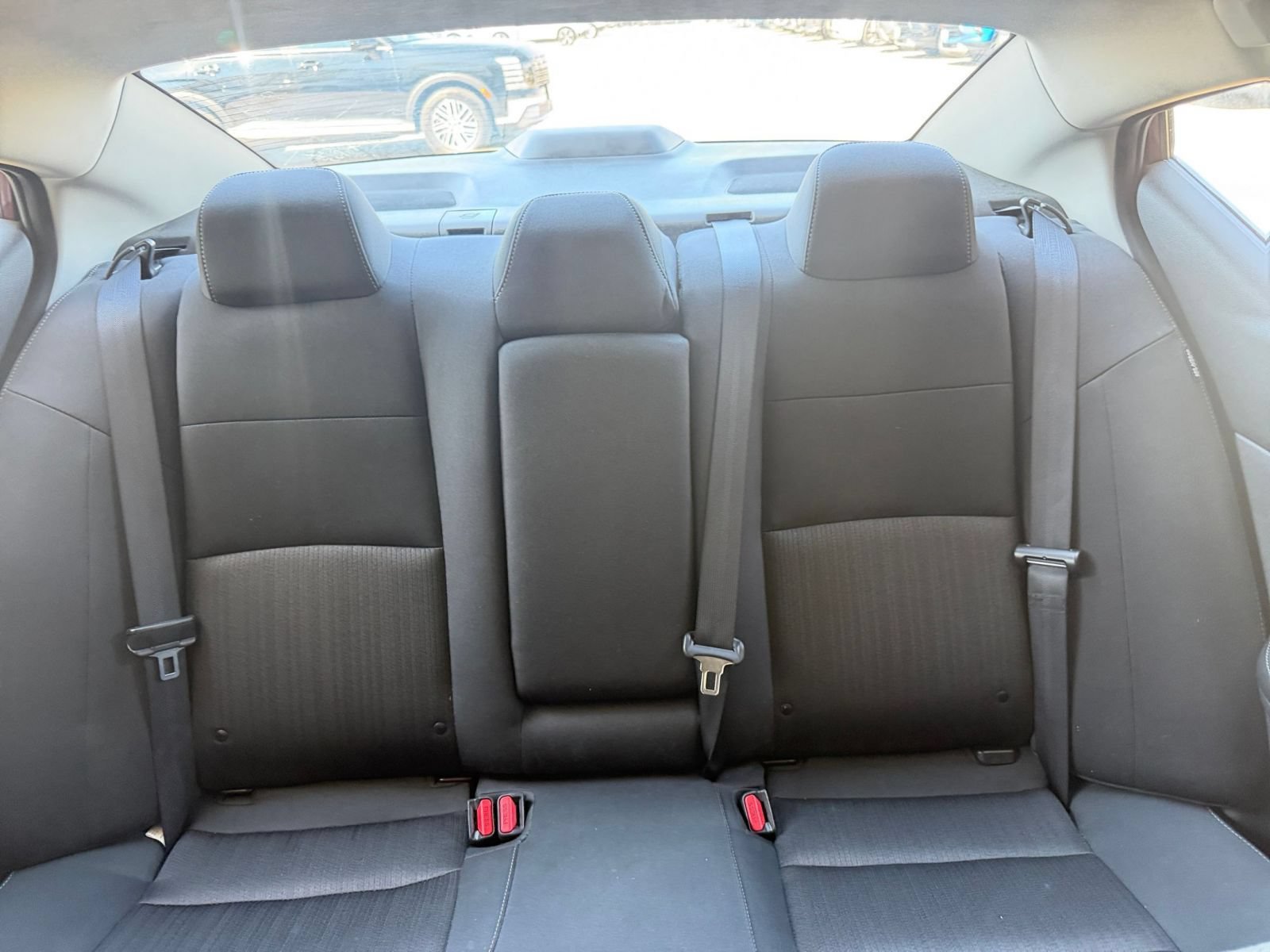 Used 2025 Nissan Altima 2.5 SV FWD image 39