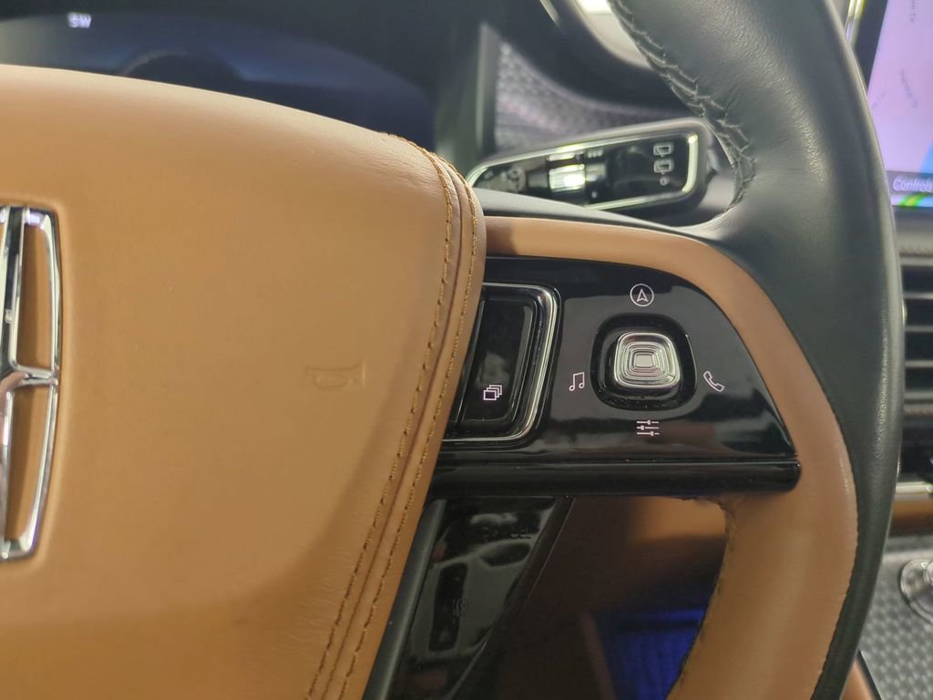 Used 2023 Lincoln Aviator Black Label Grand Touring image 36