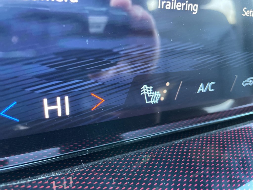 New 2026 Chevrolet Traverse Z71 w/ Driver Confidence Package image 10