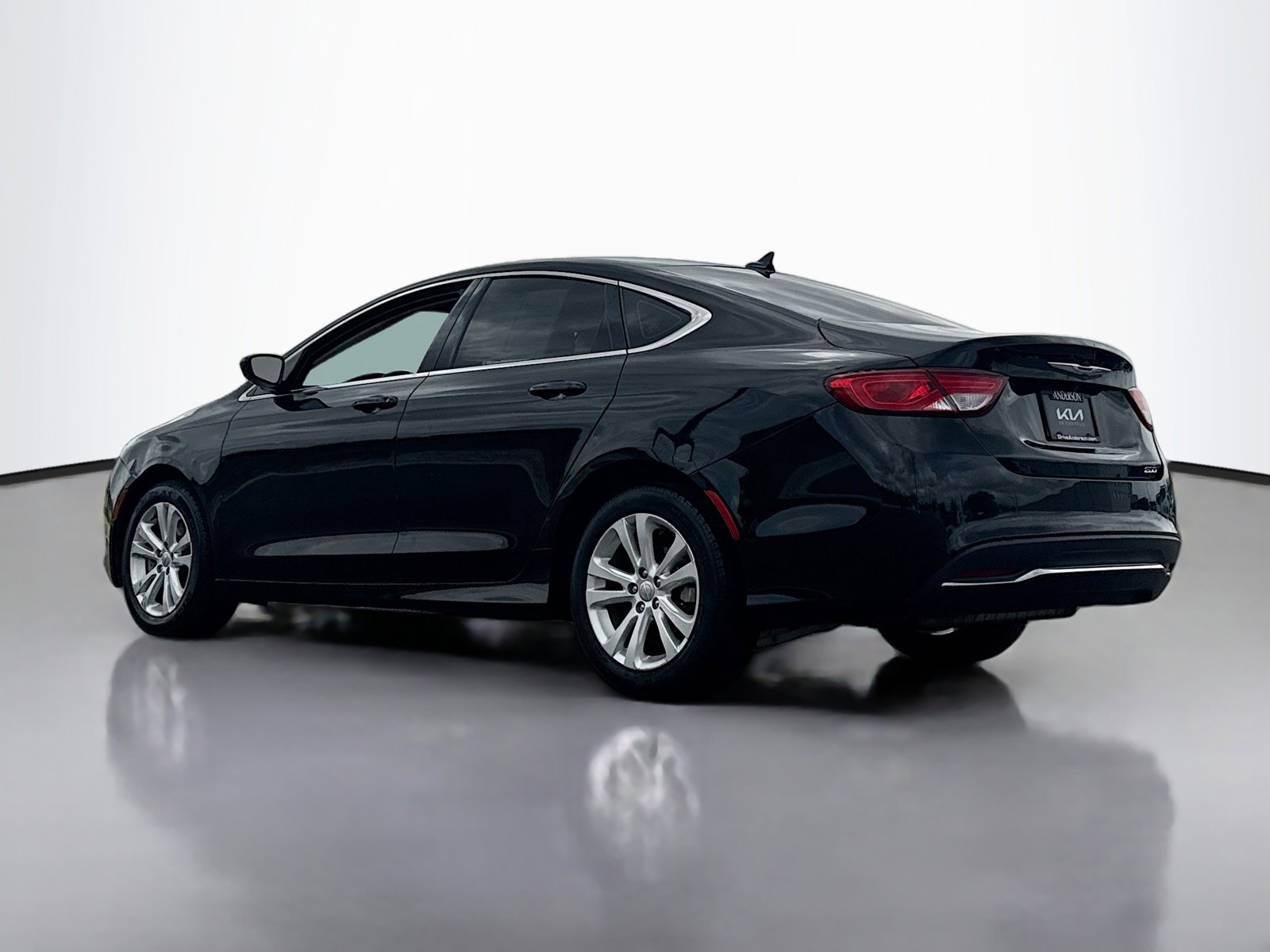 Used 2015 Chrysler 200 Limited w/ Convenience Group FWD image 12