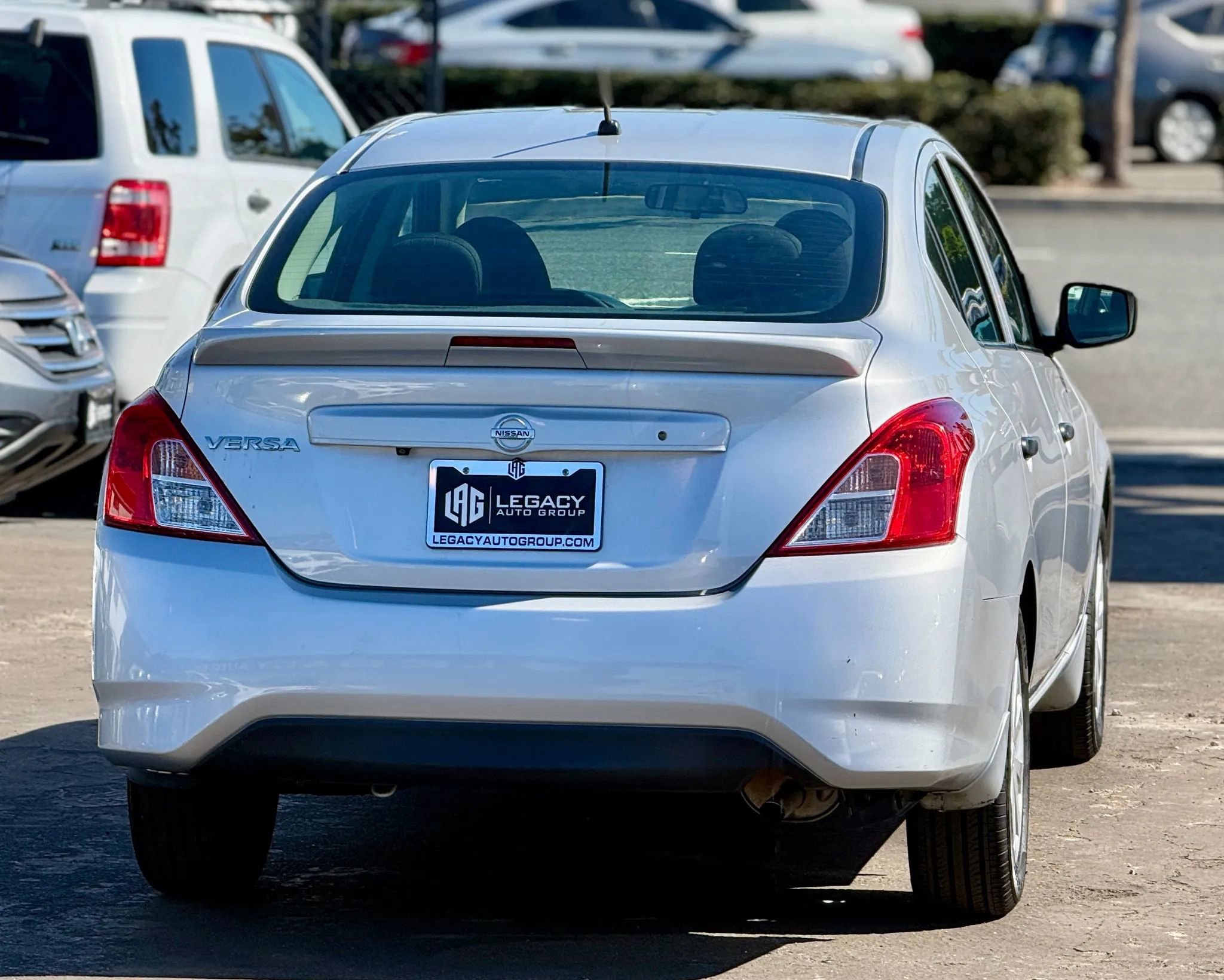 Used 2019 Nissan Versa S Plus image 3