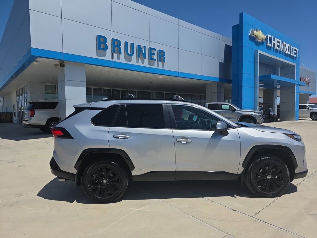 Certified 2024 Toyota RAV4 SE image 19