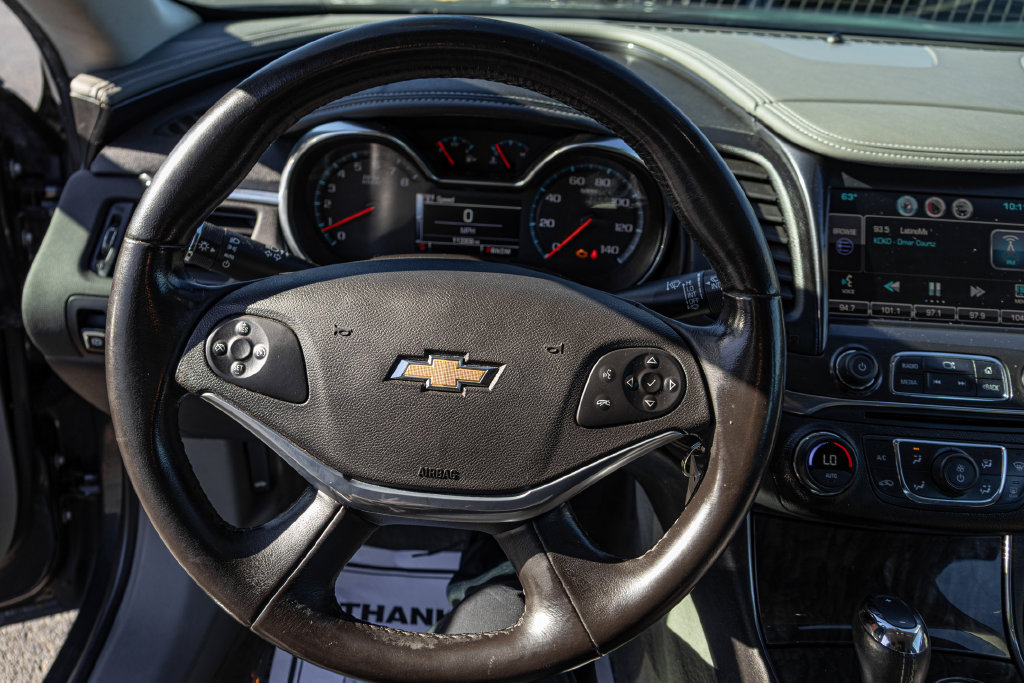 Used 2014 Chevrolet Impala LT w/ Convenience Package FWD image 21