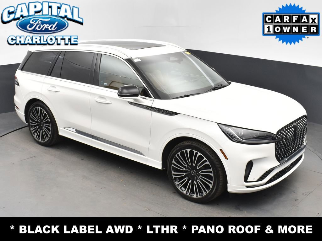 Used 2025 Lincoln Aviator Black Label AWD/4WD image 30