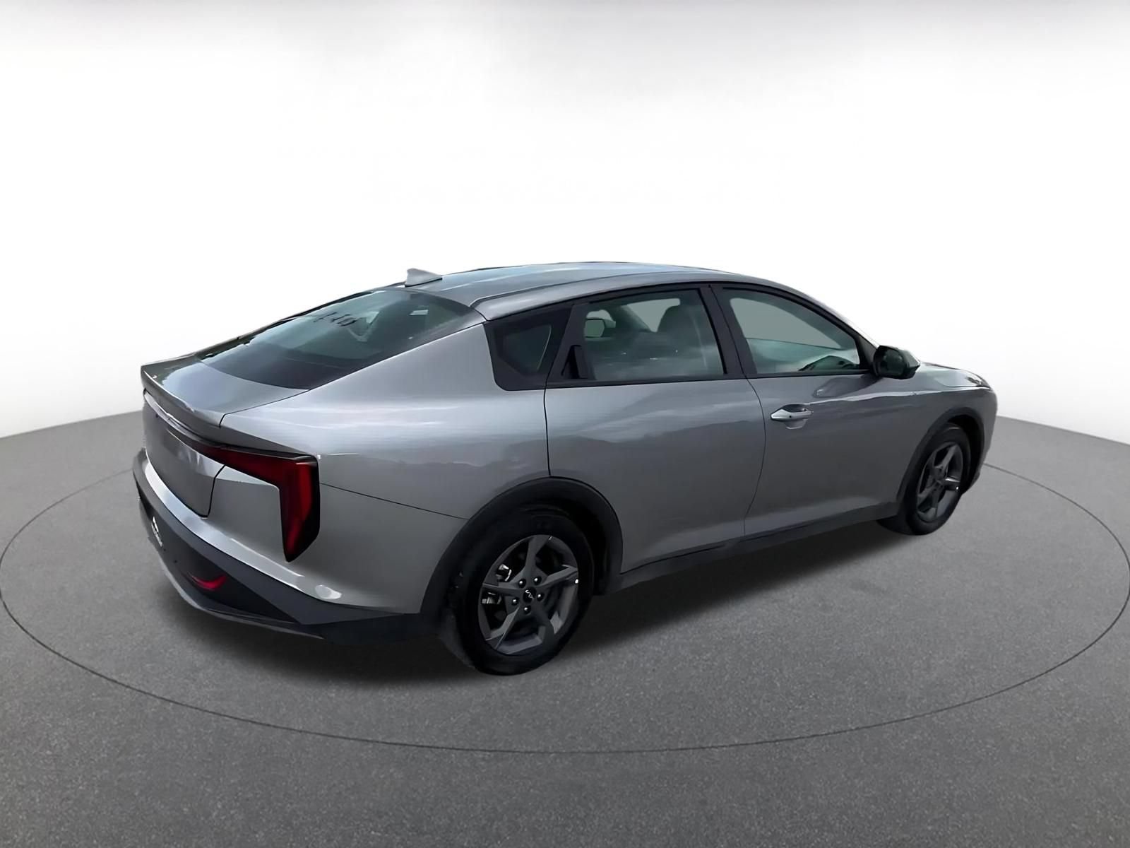 Used 2025 Kia K4 FWD image 14