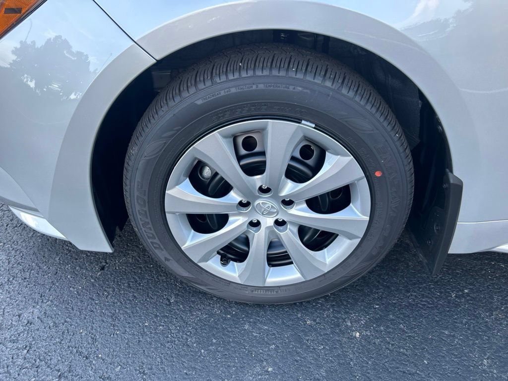 New 2026 Toyota Corolla LE FWD image 28