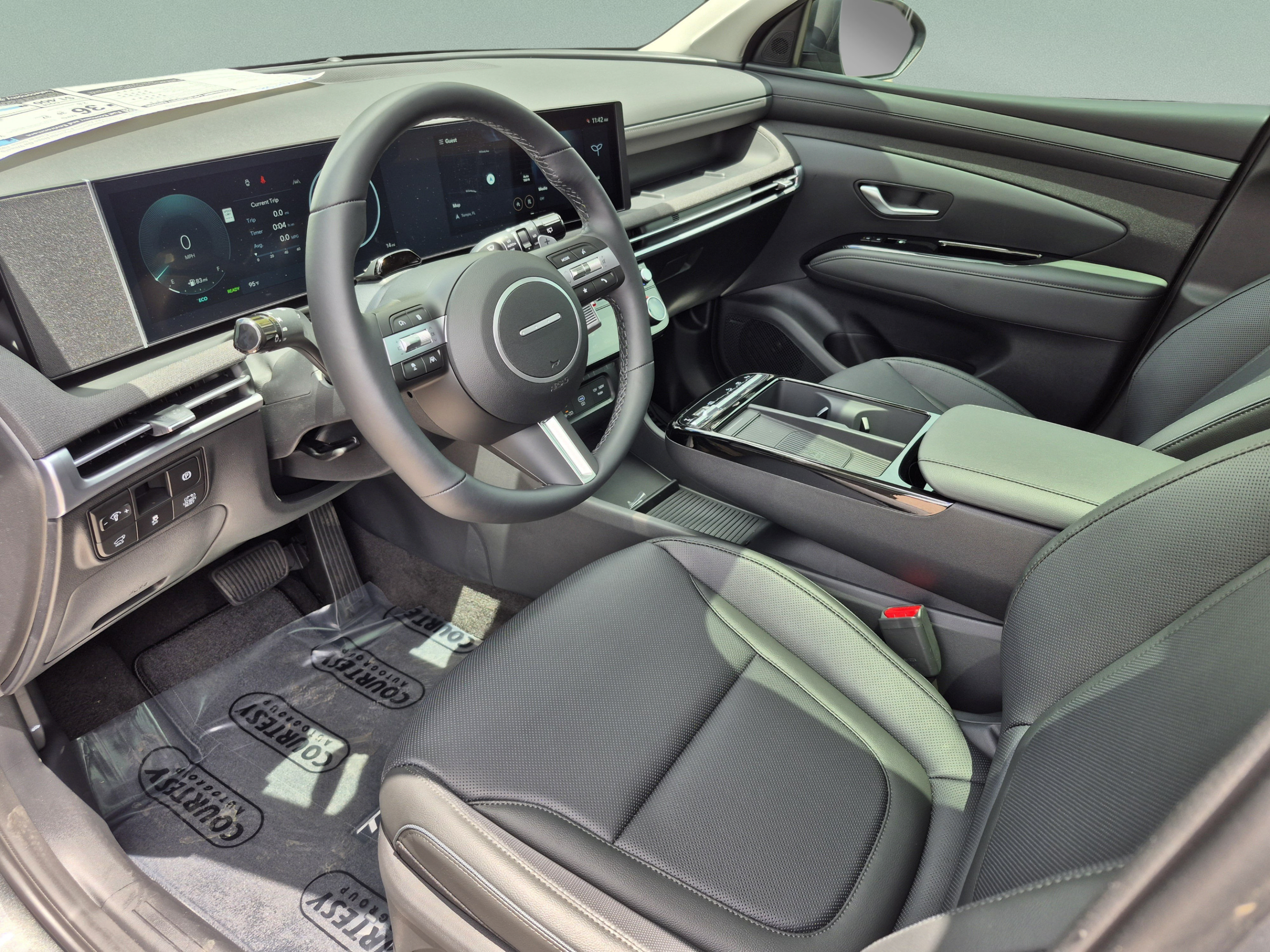 New 2026 Hyundai Tucson Limited AWD/4WD image 18