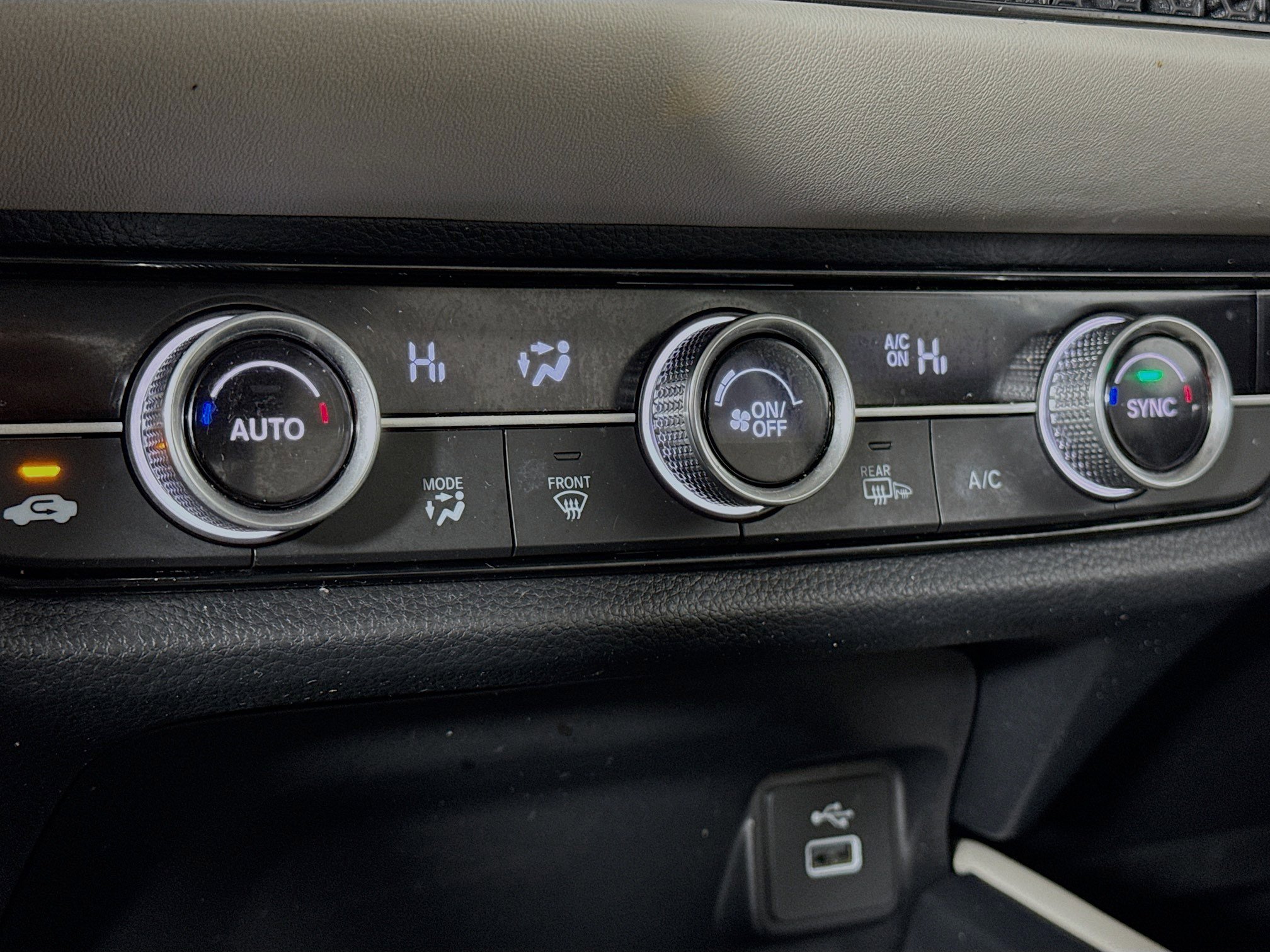 Certified 2024 Honda HR-V EX-L image 15