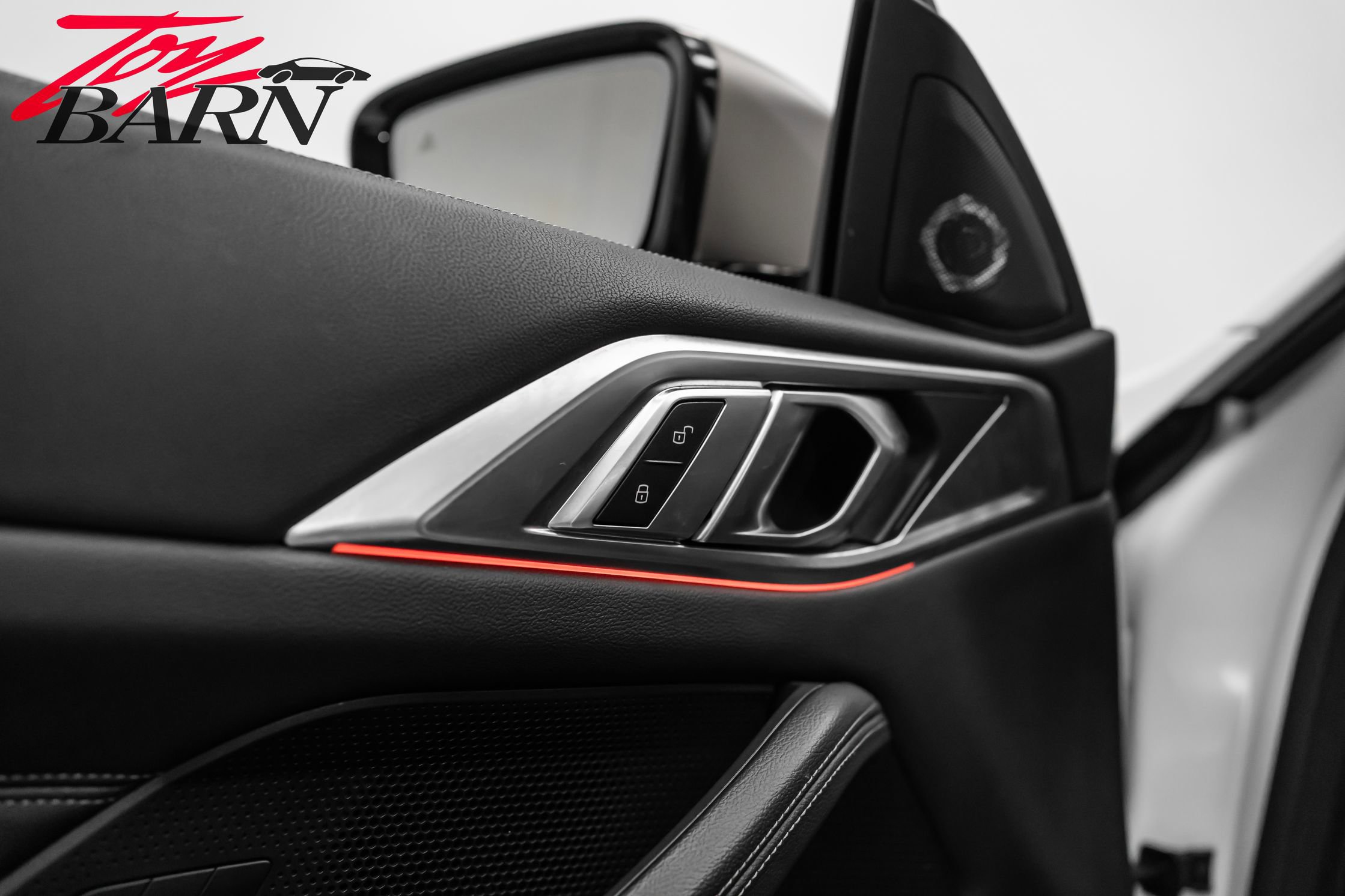 Used 2021 BMW M440i Convertible w/ Premium Package image 29